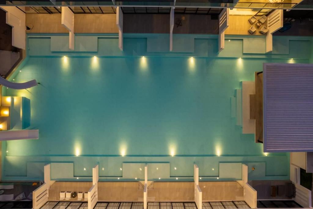 Pool Access Spacious Townhouse And Kids Slide *